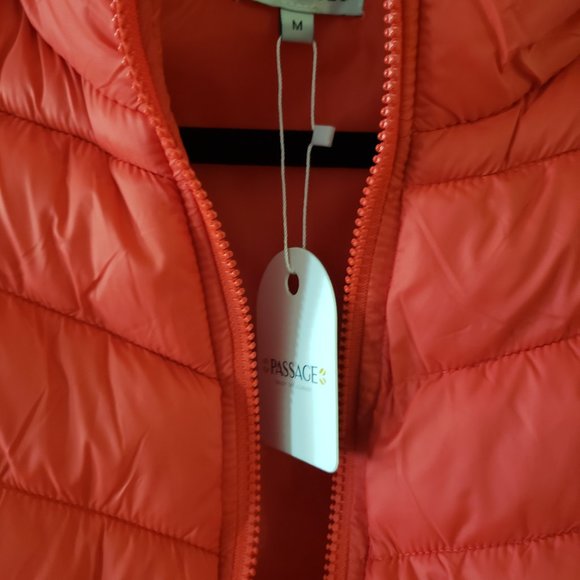 Women's Quilted Vest Red - Medium - Picture 2 of 3